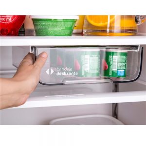 Consul Frost Free CRM43NB - detalhe bandeja deslizante