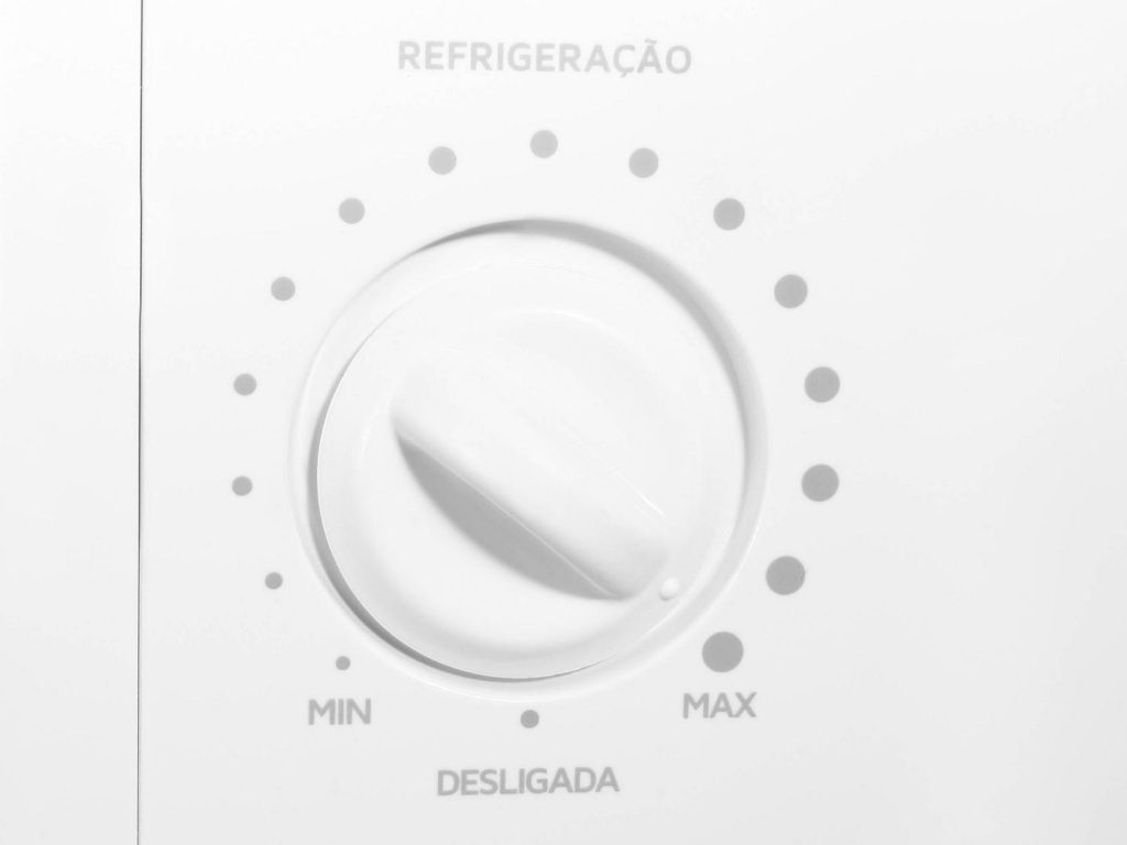 Purificador de água Latina PA355 - detalhe termostato